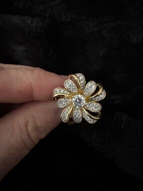 Fashion Jewelry Gold and Silver Flower Statement Ring with Clear Stone